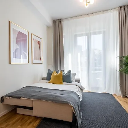 アパート Breathtaking Spacious 2br - Center *