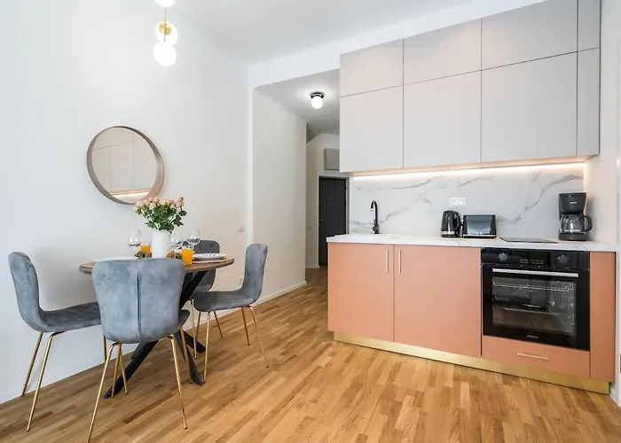 Breathtaking Spacious 2br - Center * Bukarest