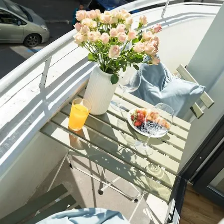 Breathtaking Spacious 2br - Center Apartamento Bucarest