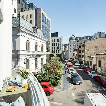 Breathtaking Spacious 2br - Center Appartamento *