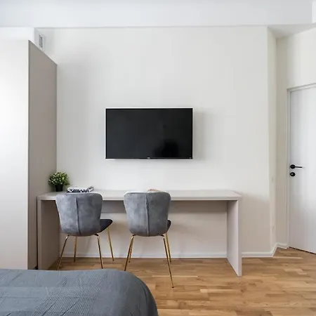 Apartment Breathtaking Spacious 2br - Center