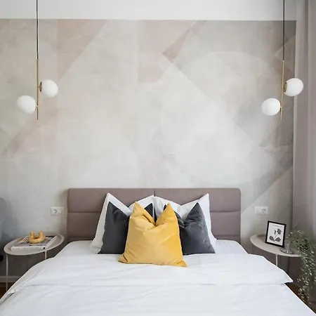 Appartamento Breathtaking Spacious 2br - Center Bucarest