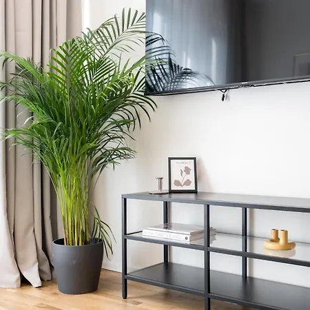 Apartment Breathtaking Spacious 2br - Center *