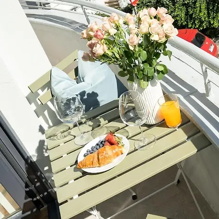 Breathtaking Spacious 2br - Center * Bucarest