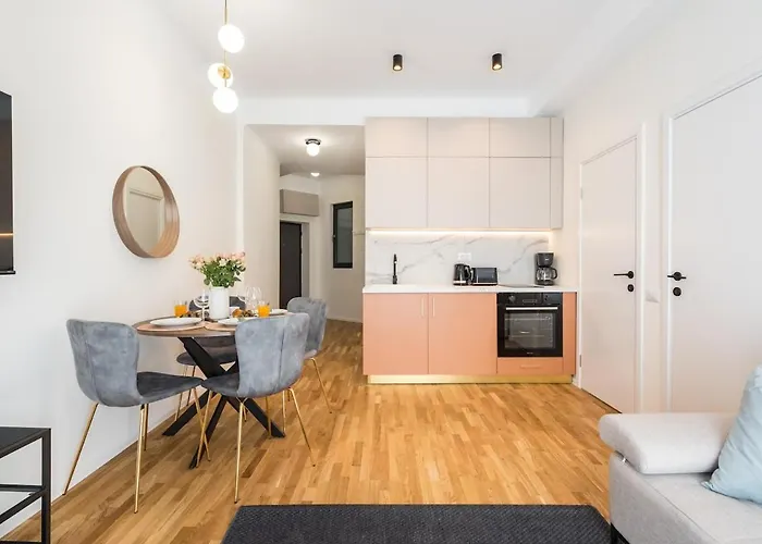 Breathtaking Spacious 2br - Center Bukarest