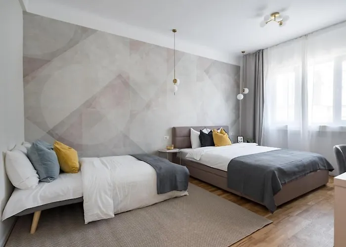 דירה Breathtaking Spacious 2br - Center