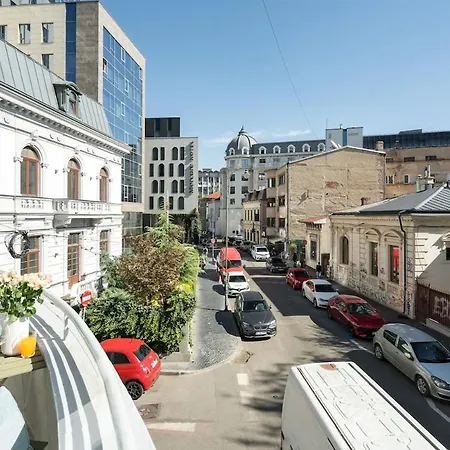 Apartman Breathtaking Spacious 2br - Center