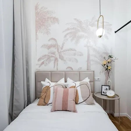 Breathtaking Spacious 2br - Center * Boekarest
