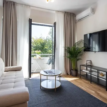 Apartment Breathtaking Spacious 2br - Center *