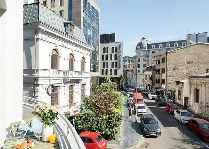 Breathtaking Spacious 2br - Center Апартаменти *